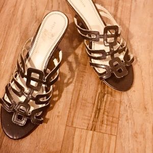 Ladies black sandal